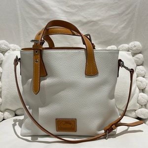 Dooney & Bourke Bag